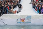 „Red Bull Jump & Freeze“ Liepkalnyje.