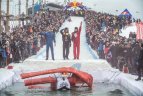 „Red Bull Jump & Freeze“ Liepkalnyje.