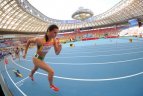 Agnė pagerino asmeninį rekordą (52.28).