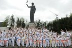 Japonijos bičiuliai, karate meistrai Vilniuje pažymėjo sakurų žydėjimo šventę