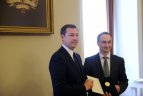 Vilniaus „Kibirkšties-VIČI-IKI“ komandos krepšininkės Vilniaus rotušėje.