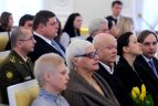 2010 02 16. Pasaulio galiūnų čempionas Žydrūnas Savickas apdovanotas ordinu "Už nuopelnus Lietuvai".