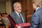 KKSD apdovanoti jubiliejines sukaktis švenčiantys sporto žmonės.