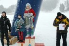 2011.02.05-06 Ignalinoje vykusių kalnų slidinėjimo varžybų prizininkų apdovanojimai