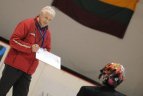 Lietuvos ledo ritulio rinktinė ir naujasis jos treneris S. Borisovas.