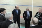 Vyriausybės nariai aplankė Panevėžio sporto bazes