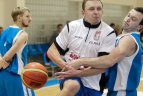 "Kibirkšties-VIČI-IKI" merginos nugalėjo vyrų komandą