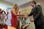 Konkurso "Piešiame sportą" laureatų apdovanojimai.