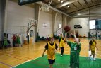 Krepšinį žaidė specialiųjų poreikių turintys vaikai ir suaugusieji