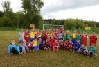 Kartu su vaikais futbolą žaidė ir tikri brazilai Elivelto ir Leonardo