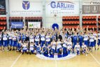 3x3 lygos pirmenybių dalyviai vilkėjo mėlynos ir baltos spalvų aprangomis