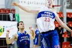 3x3 lygos pirmenybių dalyviai vilkėjo mėlynos ir baltos spalvų aprangomis