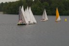 Sekmadienį Galvės ežere buvo surengta 2012-ųjų burinių jachtų regata