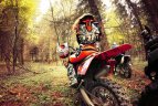 Dvidešimtmetės G. Savčenkaitės silpnybė – krosiniai motociklai