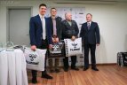 Baidarių ir kanojų federacijos apdovanojimai.