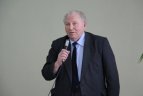 "Krepšinio žinovas".