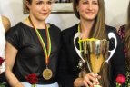 Uždarymo metu apdovanotos komandos ir geriausios žaidėjos