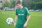 L. Spalvis tapo teisėju ir surengė treniruotę jauniesiems futbolininkams