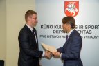 KKSD pagerbti Lietuvos jėgos trikovės atletai