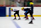 Čiuožėjai pradėjo trofėjų dalybas