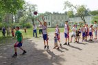 Jaunieji krepšininkai žiniomis dalijosi su vaikų globos namų auklėtiniais