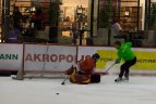 D. Kasparaitis treniravo vaikus