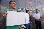 Prieš stadiono griovimą protestavo nedidelė grupelė žmoni