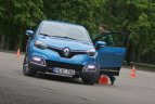 Lietuvos moterų krepšinio rinktinė išbandė jėgas prie automobilio vairo