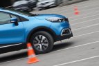 Lietuvos moterų krepšinio rinktinė išbandė jėgas prie automobilio vairo