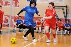 "Močiutės už futbolą".