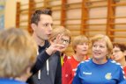 "Močiutės už futbolą".