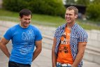 Olimpiečiai varžėsi automobilių slalomo trasoje