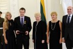 Apdovanoti Lietuvos krepšininkai.
