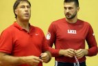 Š. Marčiulionis ir L. Kleiza jaunųjų krepšininkų stovykloje Vilniuje.