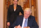 V. Adamkų apklankė D. Gudzinevičiūtė ir A. Poviliūnas.