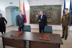 2015 04 02. KAM ir Lietuvos parolimpinis komitetas pasirašė bendradarbiavimo sutartį.