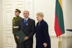 Apdovanojimų ceremonija prezidentūroje.