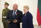 Apdovanojimų ceremonija prezidentūroje.