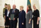 Apdovanojimų ceremonija prezidentūroje.