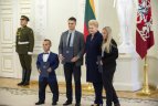 Apdovanojimų ceremonija prezidentūroje.