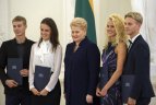 Apdovanojimų ceremonija prezidentūroje.