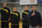 3x3 lygos pirmenybių dalyviai vilkėjo mėlynos ir baltos spalvų aprangomis