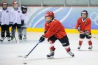 Ch. Woodfordas džiaugiasi jaunųjų lietuvių noru žaisti ledo ritulį