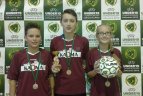 "Mus vienija futbolas".