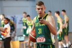 U-19 vaikinų krepšinio rinktinė - pasaulio čempionato fotosesijoje.