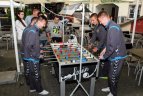 Lietuvos jaunimo rinktinės futbolininkai mačui su Moldova ruošėsi, žaisdami stalo futbolą