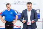 Į "Švaros brolių" savitarnos plovyklos atidarymą susirinko  lenktyninkai