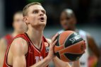 Gražiausias Eurolygos pirmos savaitės epizodas - R.Seibučio pergalingas metimas.